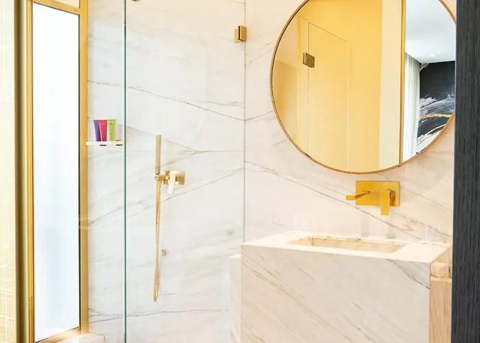 The First Musica - Preferred & Otel Roma
